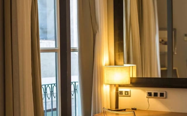 Chic&basic Habana Hoose Hotel - photo 5