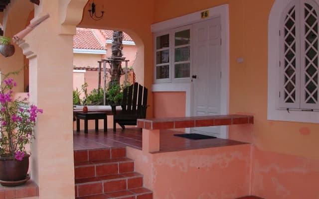 Baan Rajdamnern Huahin - photo 2