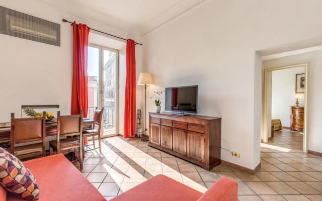 Corso Vittorio 315 with Balcony - photo 2