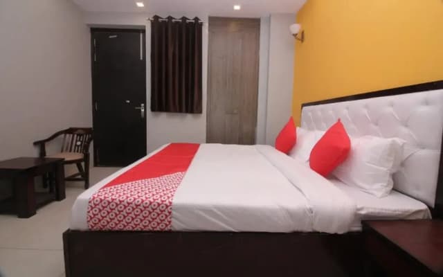 Chugh House By OYO Rooms - photo 5