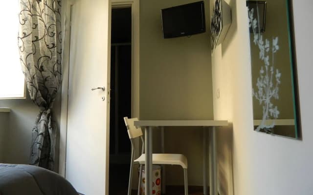 Be My Guest - photo 2