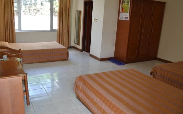 Bien Dong Hotel Halong - photo 4