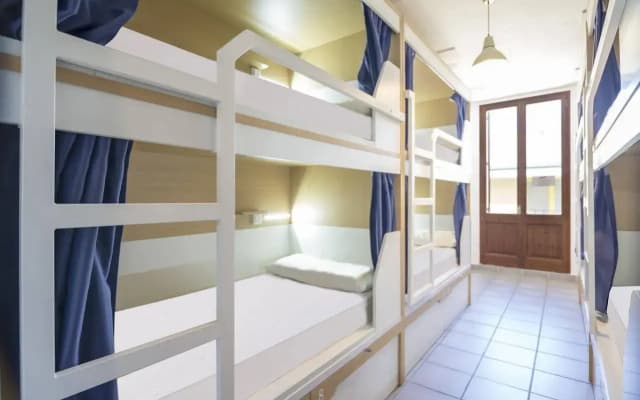 Factory Hostels Barcelona - photo 3