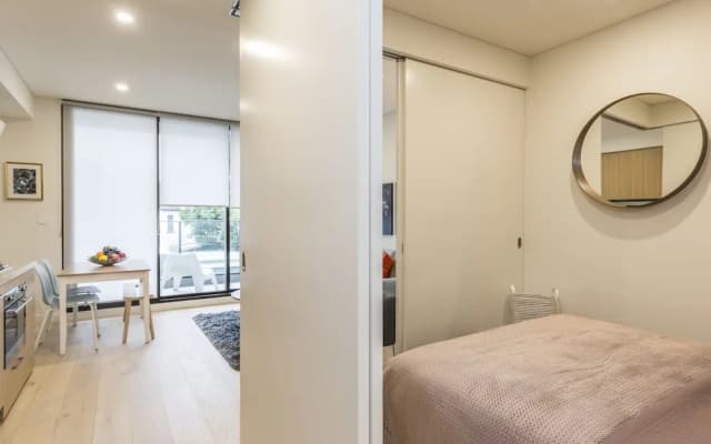 Air Conditioned One Bedroom with Pool Close To CBD - photo 4