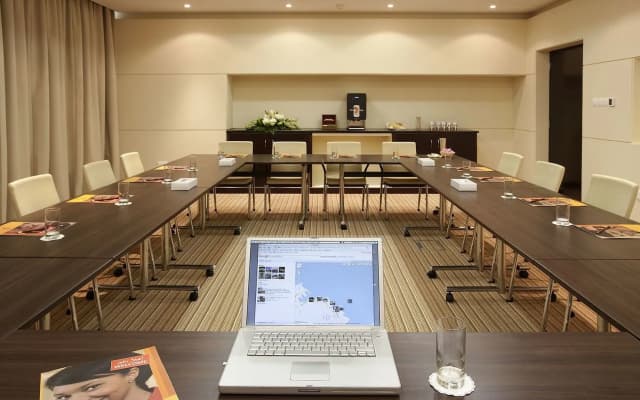 Ibis Muscat Hotel - photo 5