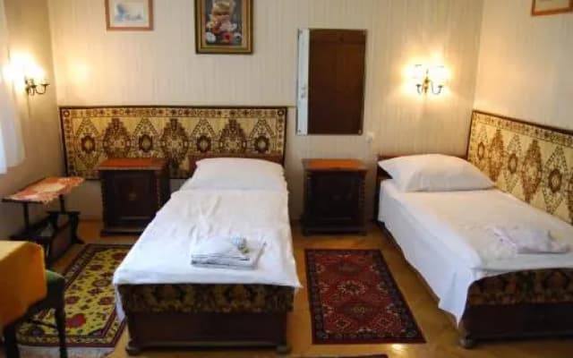 Gardonyi Guesthouse - photo 3