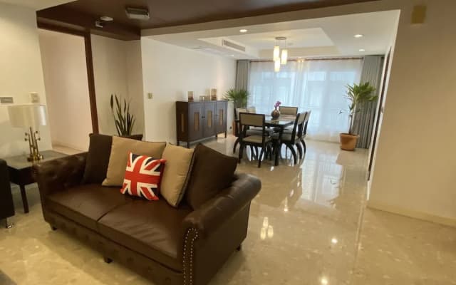 JJ Mansion - photo 4