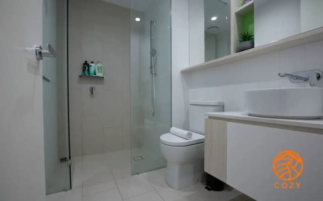 103 Brand New Central Located Box Hill Apt - photo 5