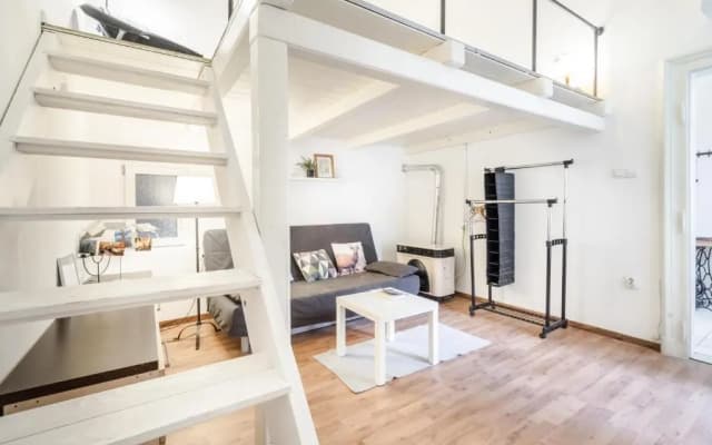 BpR Vinyl Style Studio Home with A/C - photo 4