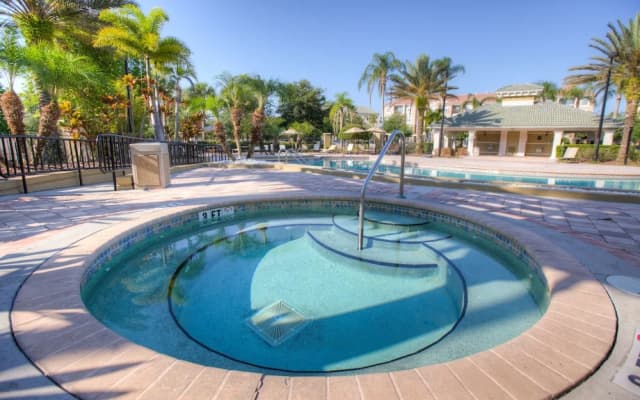 Cozy Vista Cay Condo! Free Resort Access - photo 2