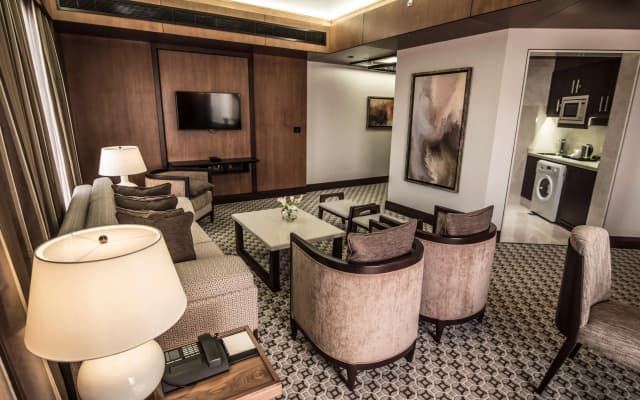 Ayla Grand Hotel - photo 2