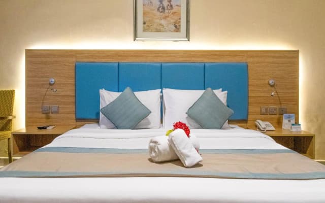 Sandy Beach Hotel and Resort - photo 3