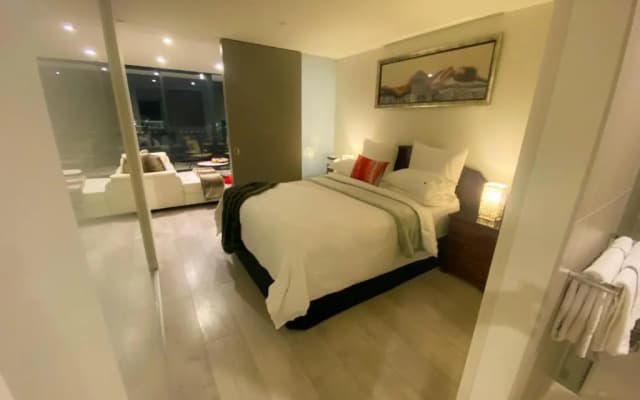Modern, Clean, Luxury at the Right Price..... - photo 3