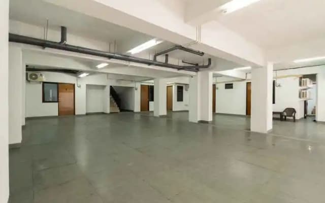 Urbanview Hotel Pasar Baru Jakarta by RedDoorz - photo 2