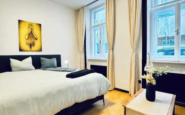 Cozy 2 Room Stay for 5 Near Stadthalle - photo 3