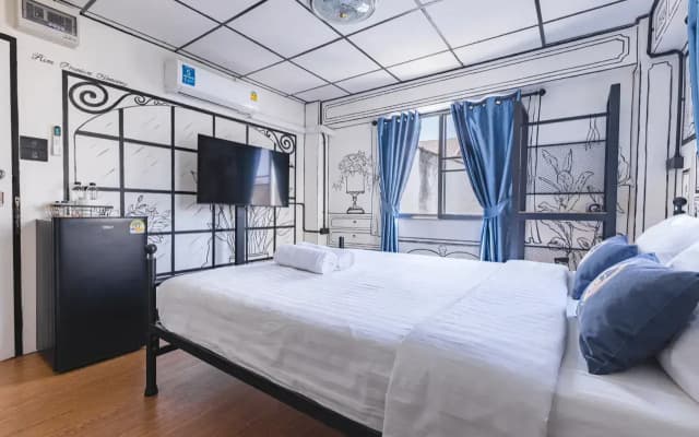 RoomQuest Chiang Mai Tha Phae - photo 4