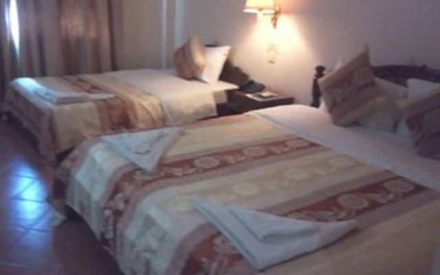 Han Kong Hotel - photo 5