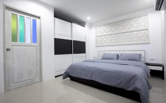 Number 4 Phuket - photo 3