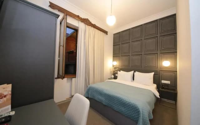 Stay Boutique Hotel - photo 2