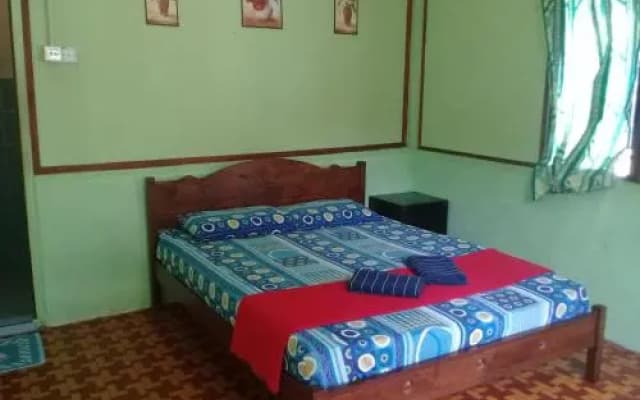 Mentawak Chalet - photo 3