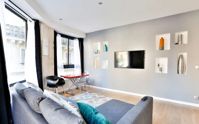 60 - Luxury Parisian Home Sebastopol 2DG - photo 2
