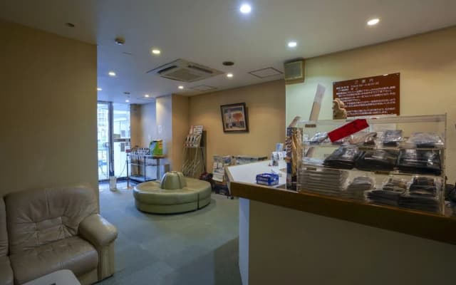 Capsule Inn Hamamatsucho - photo 3