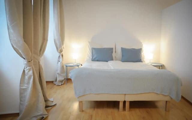 City Center Apartment - photo 2