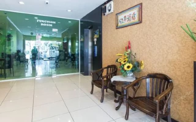 ZEN Rooms Taman Maluri Cheras - photo 2