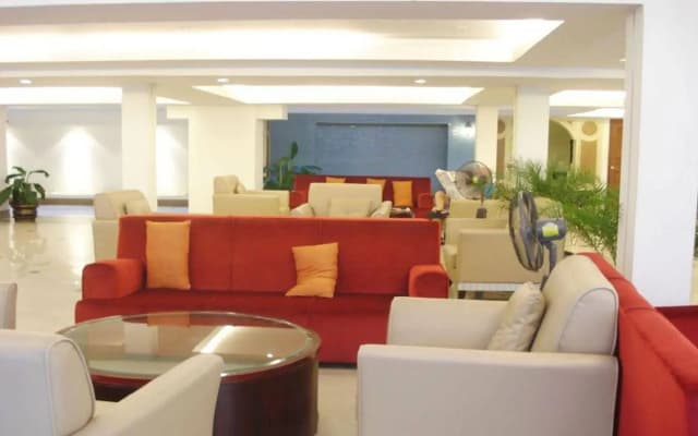 LK Mansion - photo 2