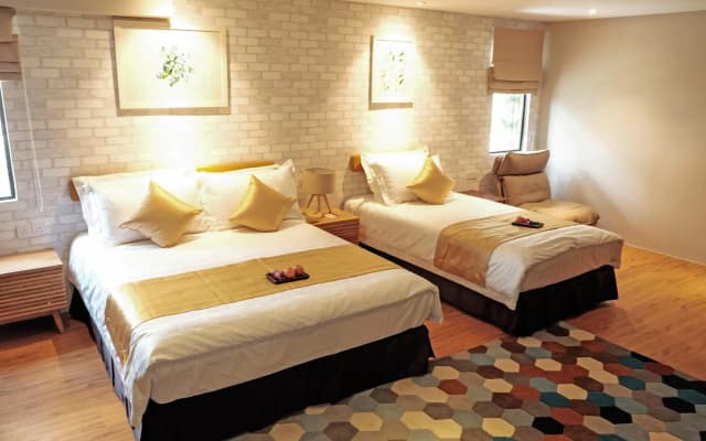 Sojourn Guest House - photo 4
