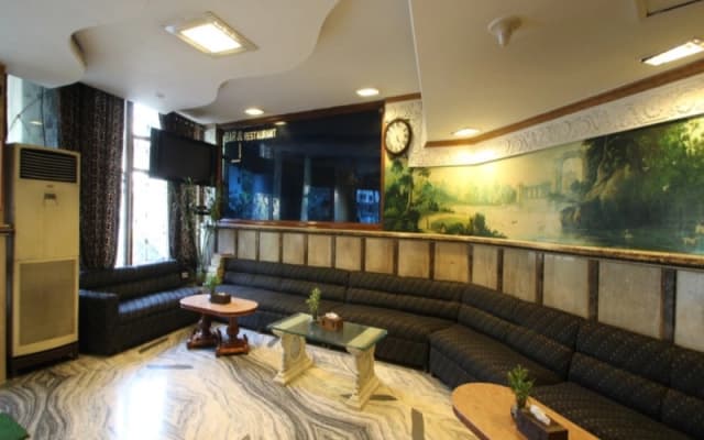 Hotel Arpit Palace - photo 2