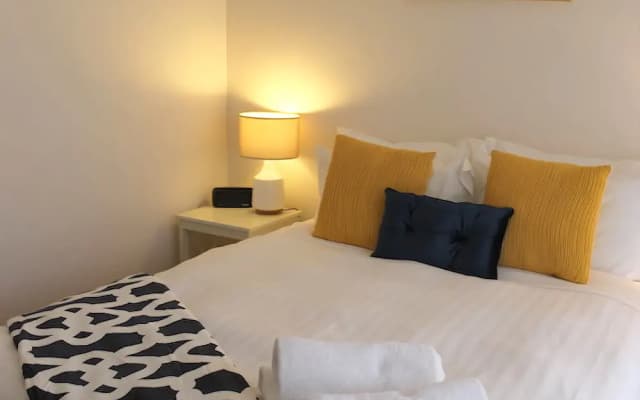 Balcombe Apartments - photo 2