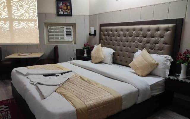 Hotel Metro Express - photo 2