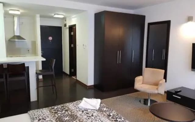Imperial Suites - photo 4