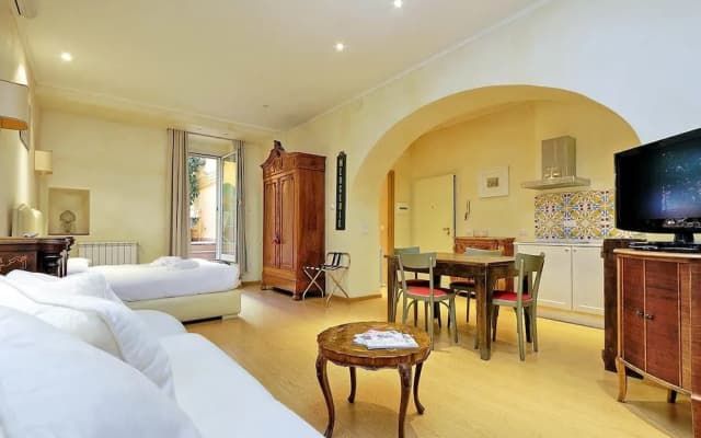 Conservatorio Studio Apartment - photo 5