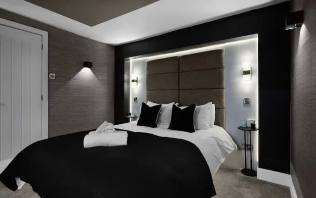 Stylish Edinburgh Apartment - photo 2