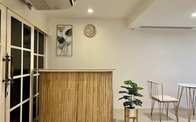 Comfy Crib Hostel 2 - photo 2