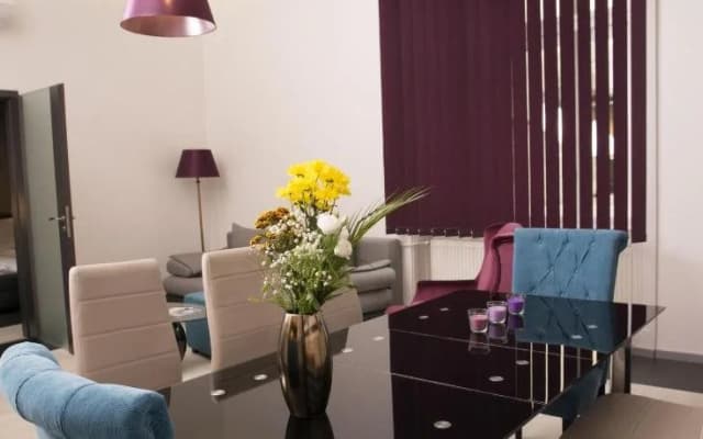 Palace Apartments - photo 4