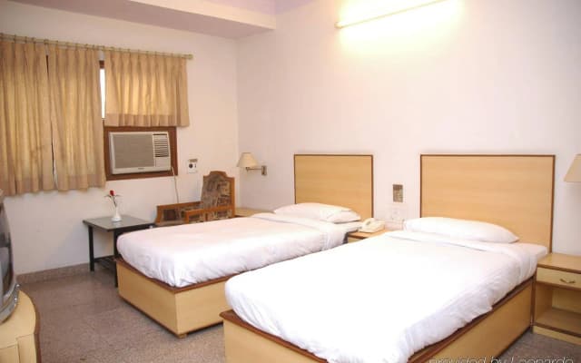 Hotel Swati - photo 4