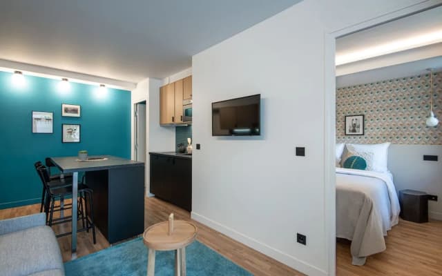 New  Superbe  Appt  Design 60'S Paris 15 - photo 4