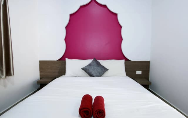 Khaleej Mass Hotel Patong - photo 3