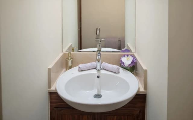 The Residences 8 - photo 4