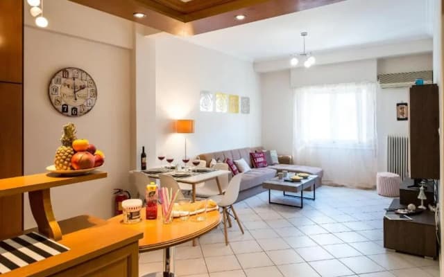 Pisces City Center Apartment - photo 3