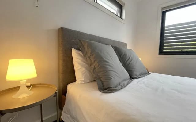 StayAU Modern 4BR Townhouse Bayswater - photo 2