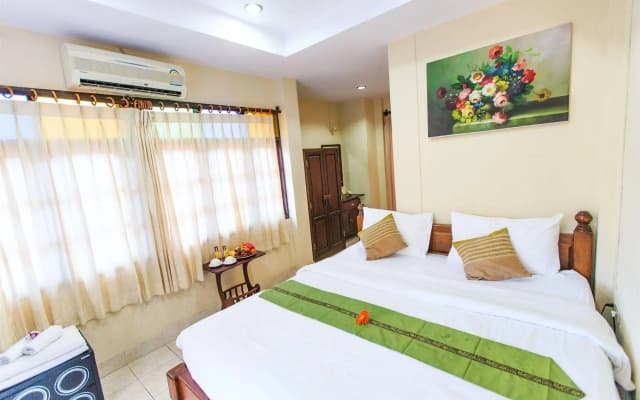 Meewaya Hotel - photo 2