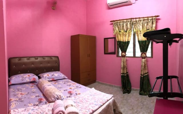 Homestay TokAbah - photo 3
