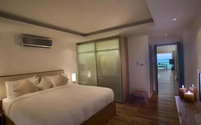 Osho Luxury Apartment - photo 2