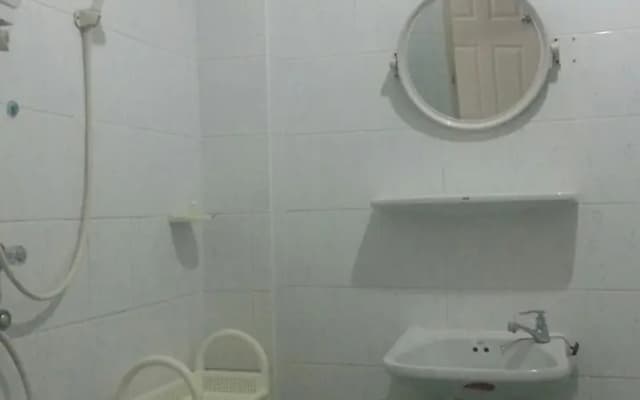Wanida's Room For Rent - photo 2