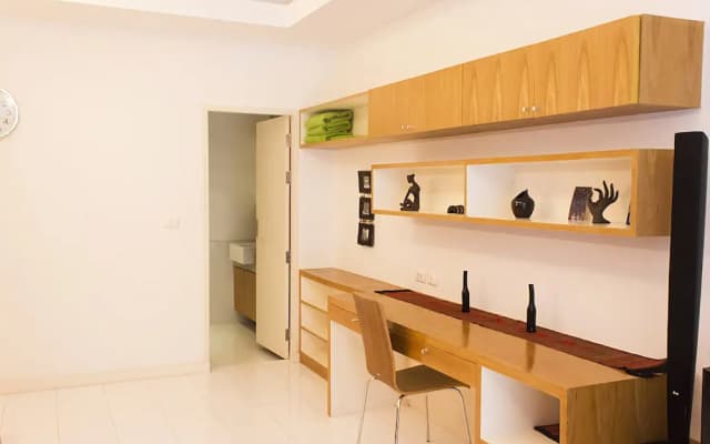 The Tree Apartment by Holiplanet - photo 3