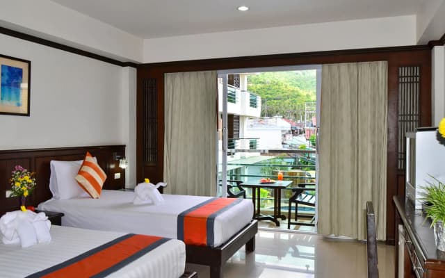 First Residence Hotel - photo 4